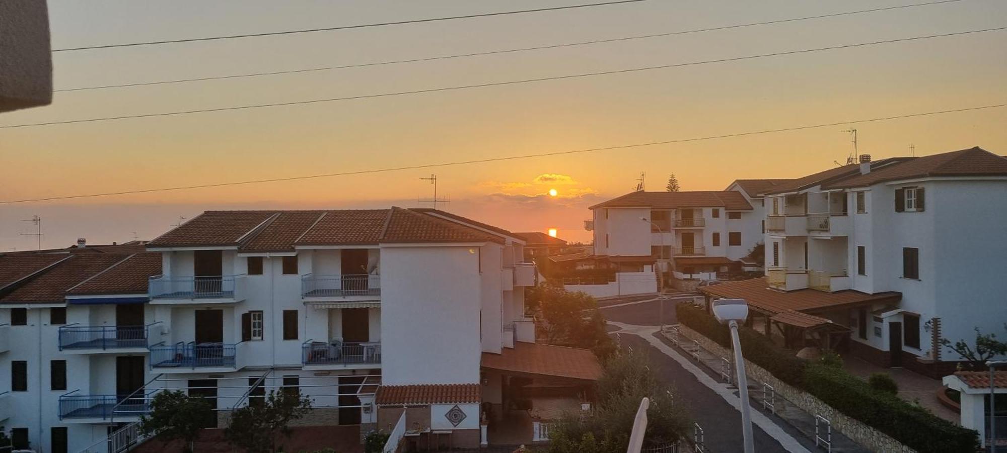 Appartamento Alessandra Scalea Esterno foto